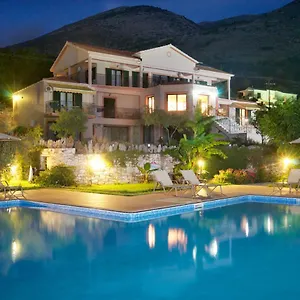 Fotini , Agia Efimia Griechenland